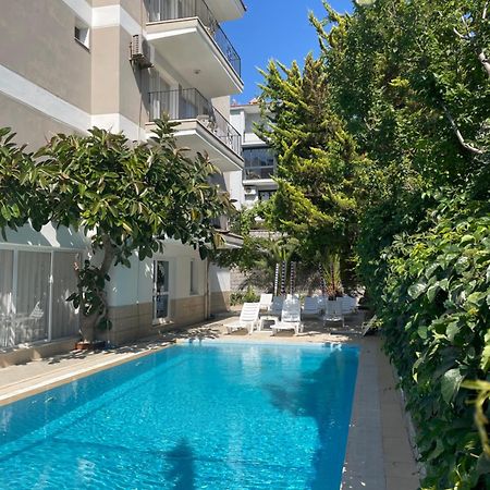 Fora Apart Otel Çeşme Exterior foto