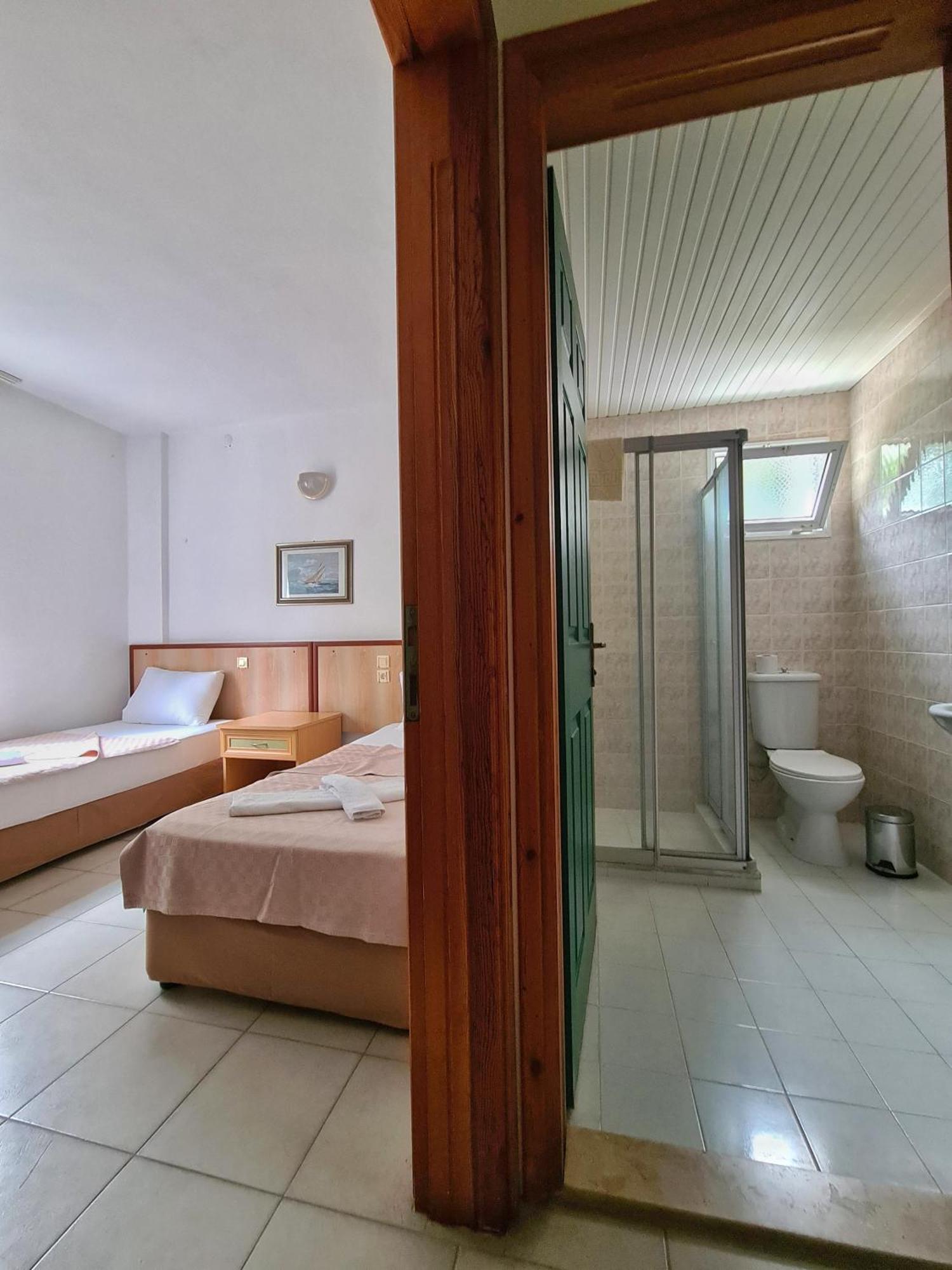 Fora Apart Otel Çeşme Exterior foto