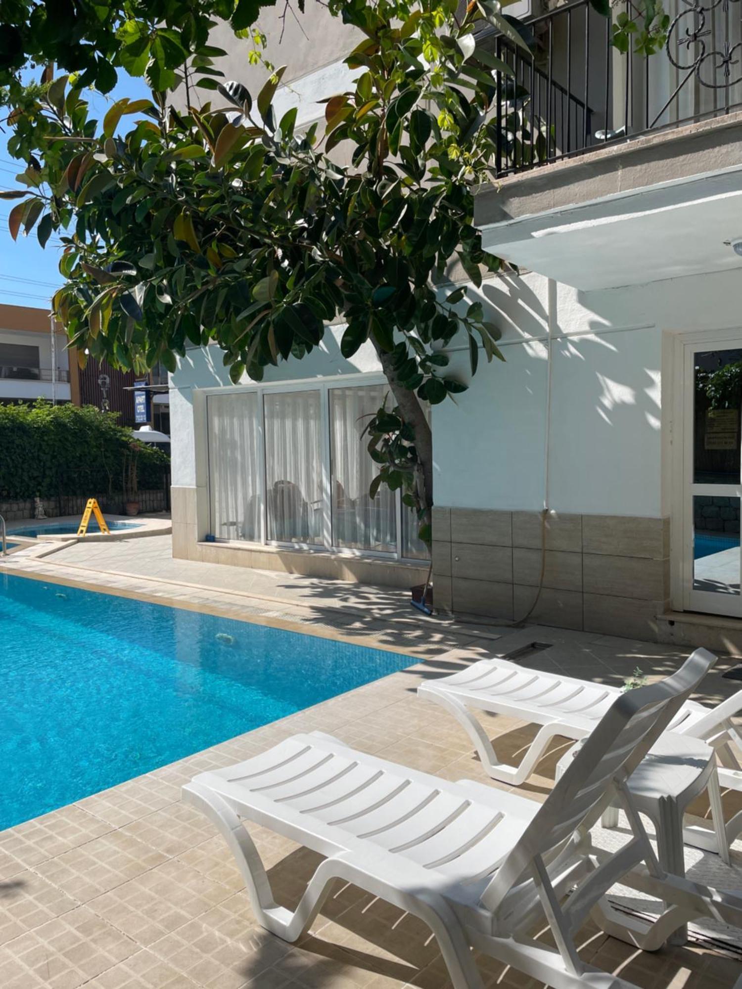 Fora Apart Otel Çeşme Exterior foto